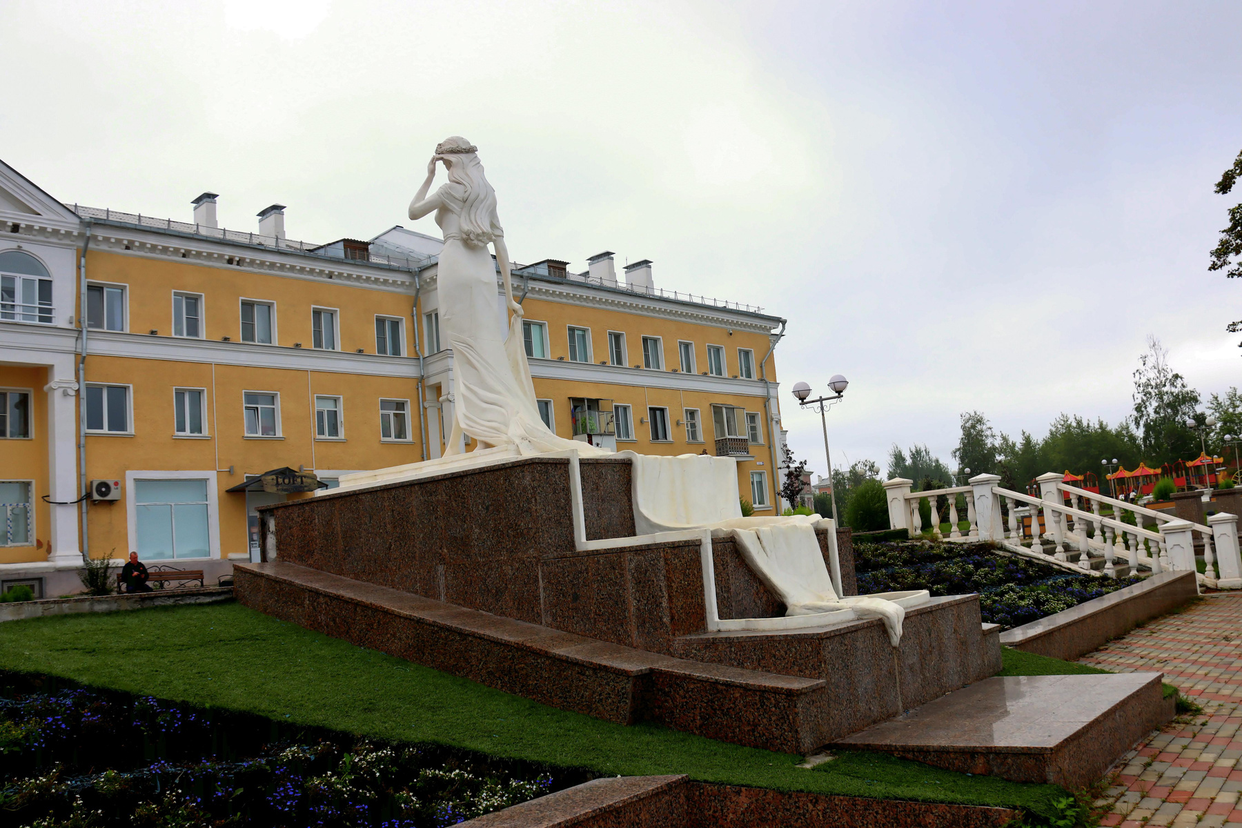 ******Памятник р. Турья, набережная Краснотурьинска. 