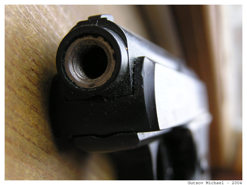Pistol 