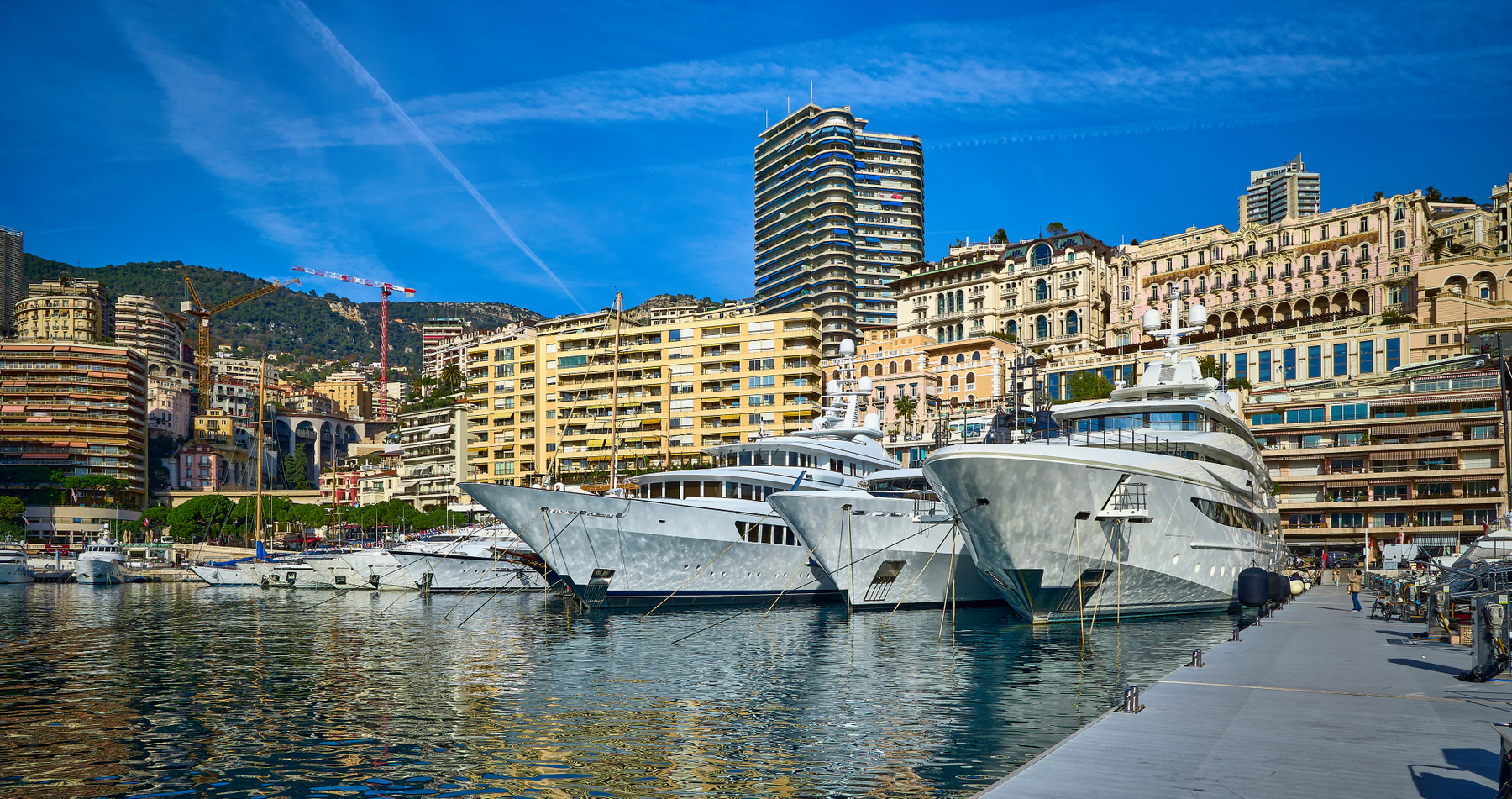 Порт Монако... Capitainerie Port de Monaco порт Монако город горы море