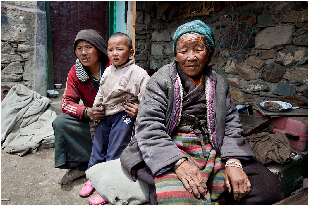 «Как незаметно день за днем жизнь пролетает» Тибет Гяндзе семья Tibet Gyantse