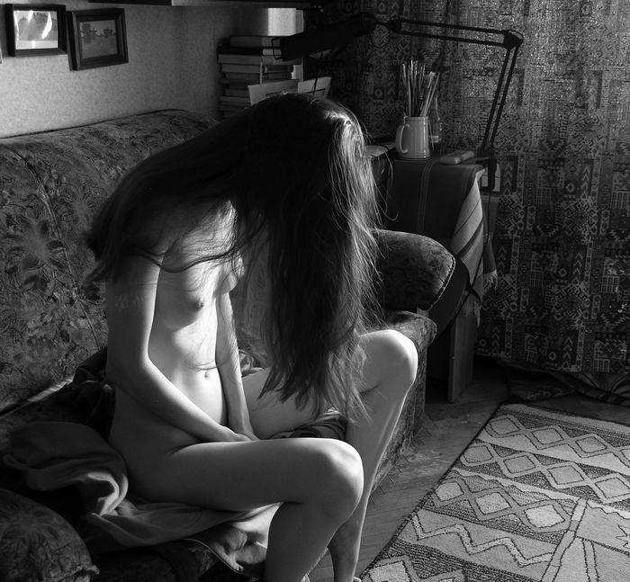 ... Nude 5 ... 
