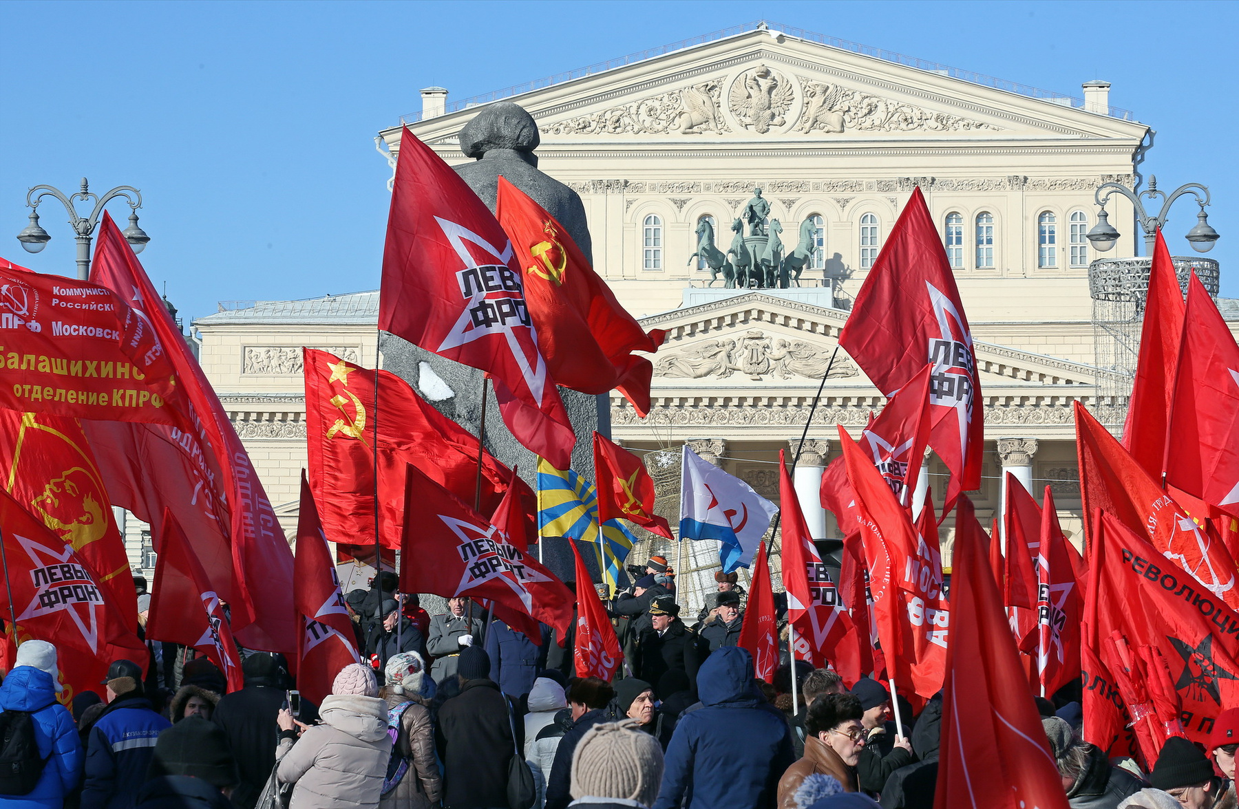 23 февраля на Театральной 