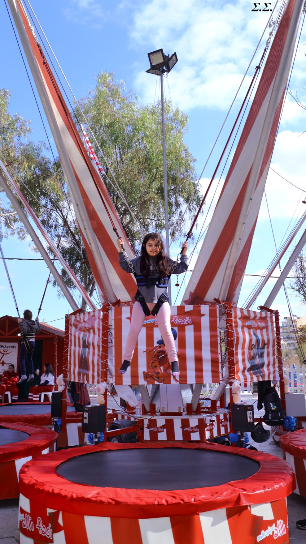 GIRL IN THE AIR 