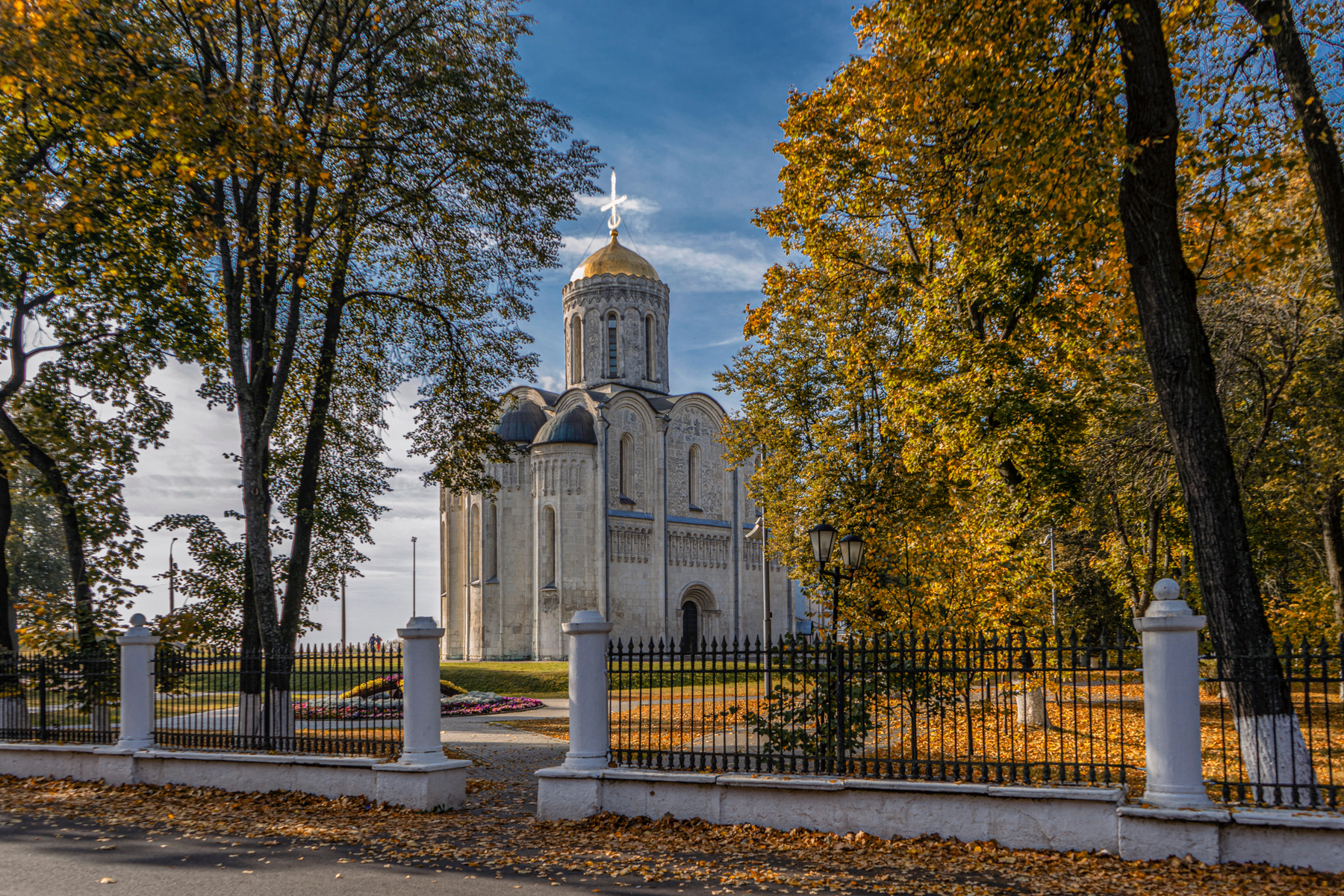 Дмитриевский собор 