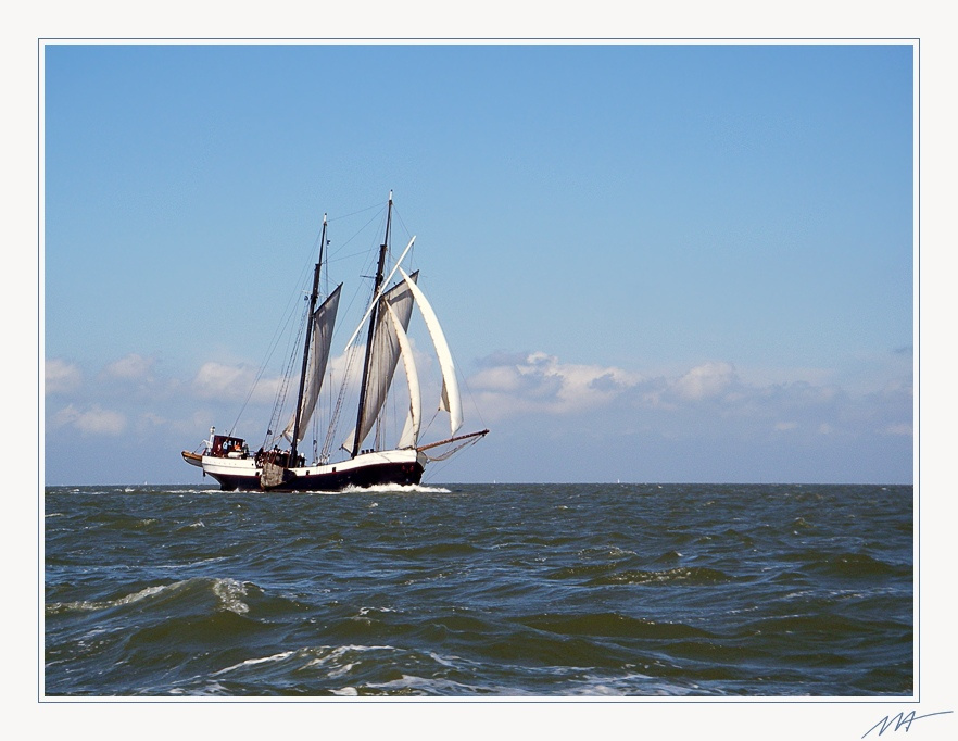 Волнение на море (2) море, волна, ветер, яхта, корабль, парус, Waddenzee, Nederland, Нидерланды