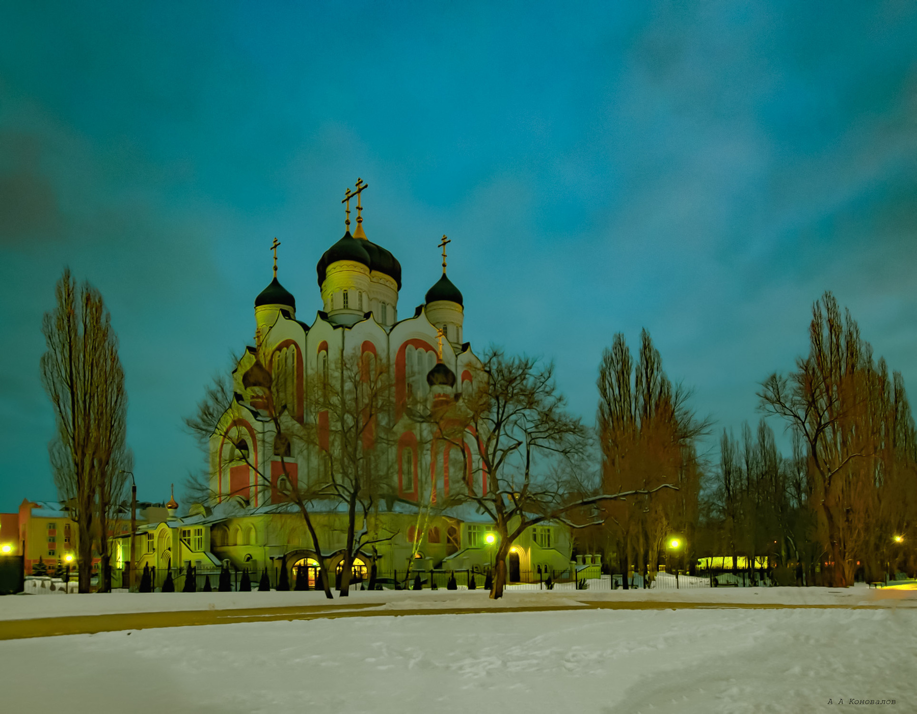 На рассвете. 