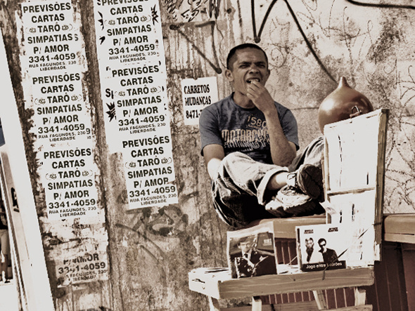 street seller/ уличный продавец street seller продавец уличный 