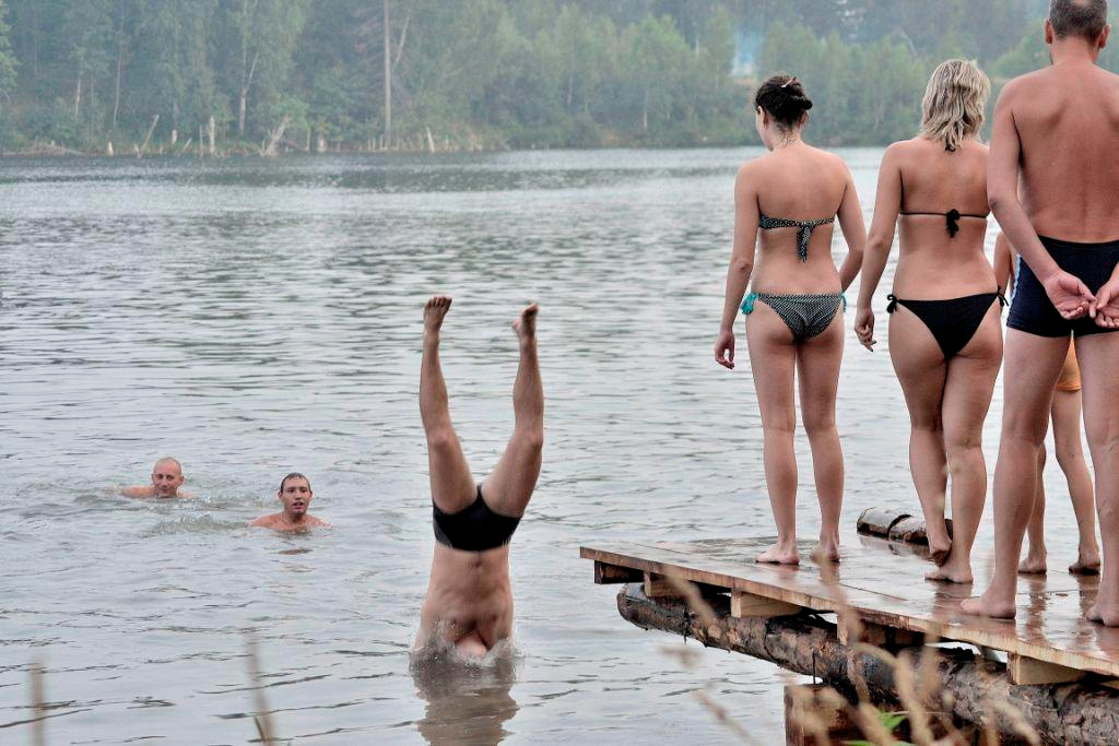 здесь рыбы нет! лето ,прыжок,вода,никон