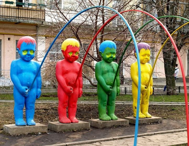 Писающие мальчики 