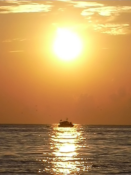 Алые паруса закат море корабль солнце
