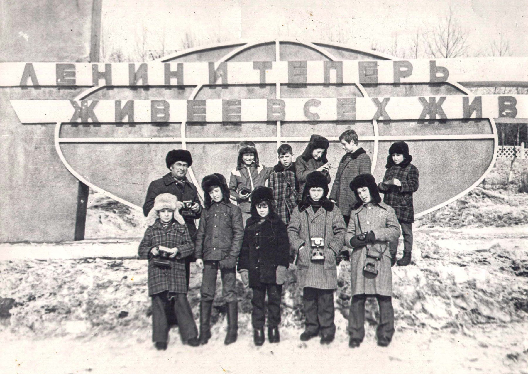 Юные участники кино-фотоклуба "Паллада". Порт Ванино 1982 год 