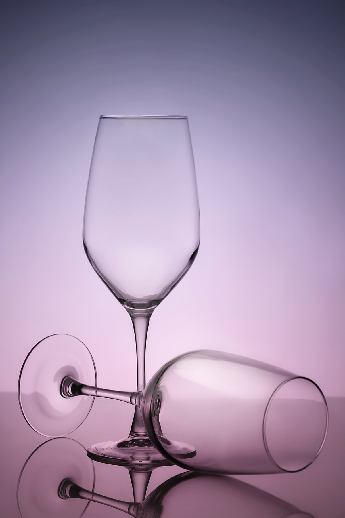 Бокалы Бокалы glass свет контур натюрморт минимализм