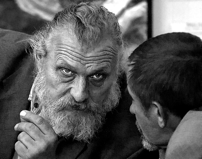слушай што я тебе дам за твою грешную душу... 