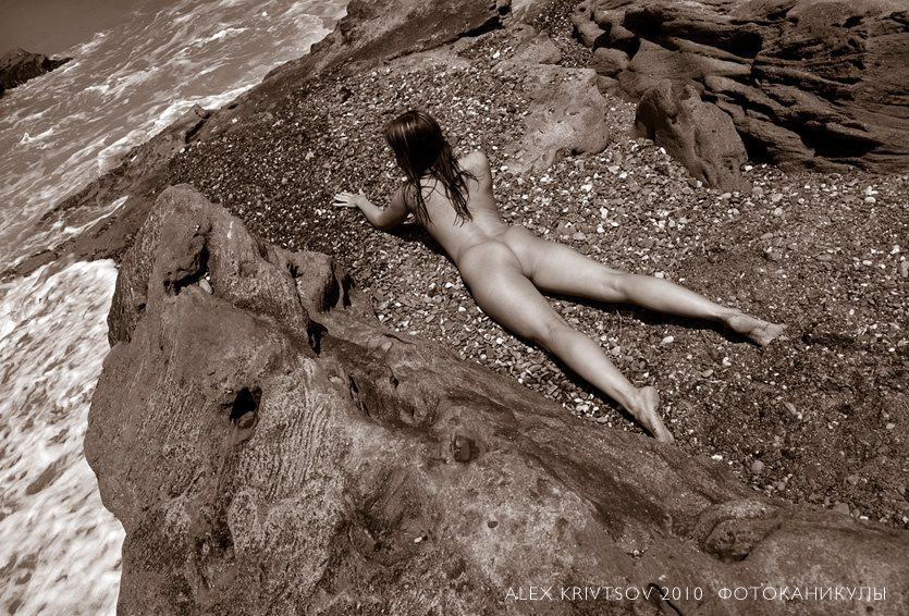 Дикий пляж. ню nude акт море прибой пляж дикий фотоканикулы фотослет