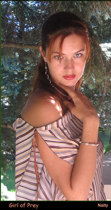 Girl of Prey девушка ель