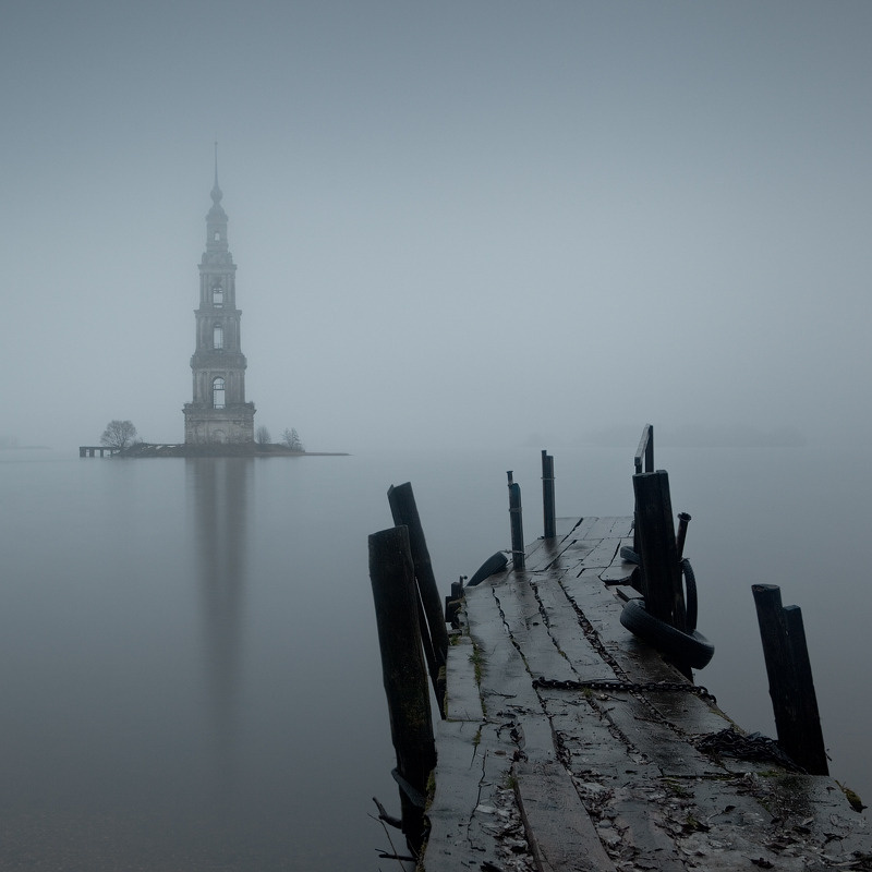 Туманом укутав плечи Калязин, колокольня, waterscape, Россия, туман, longexposure, Волга, река, вода, отражение