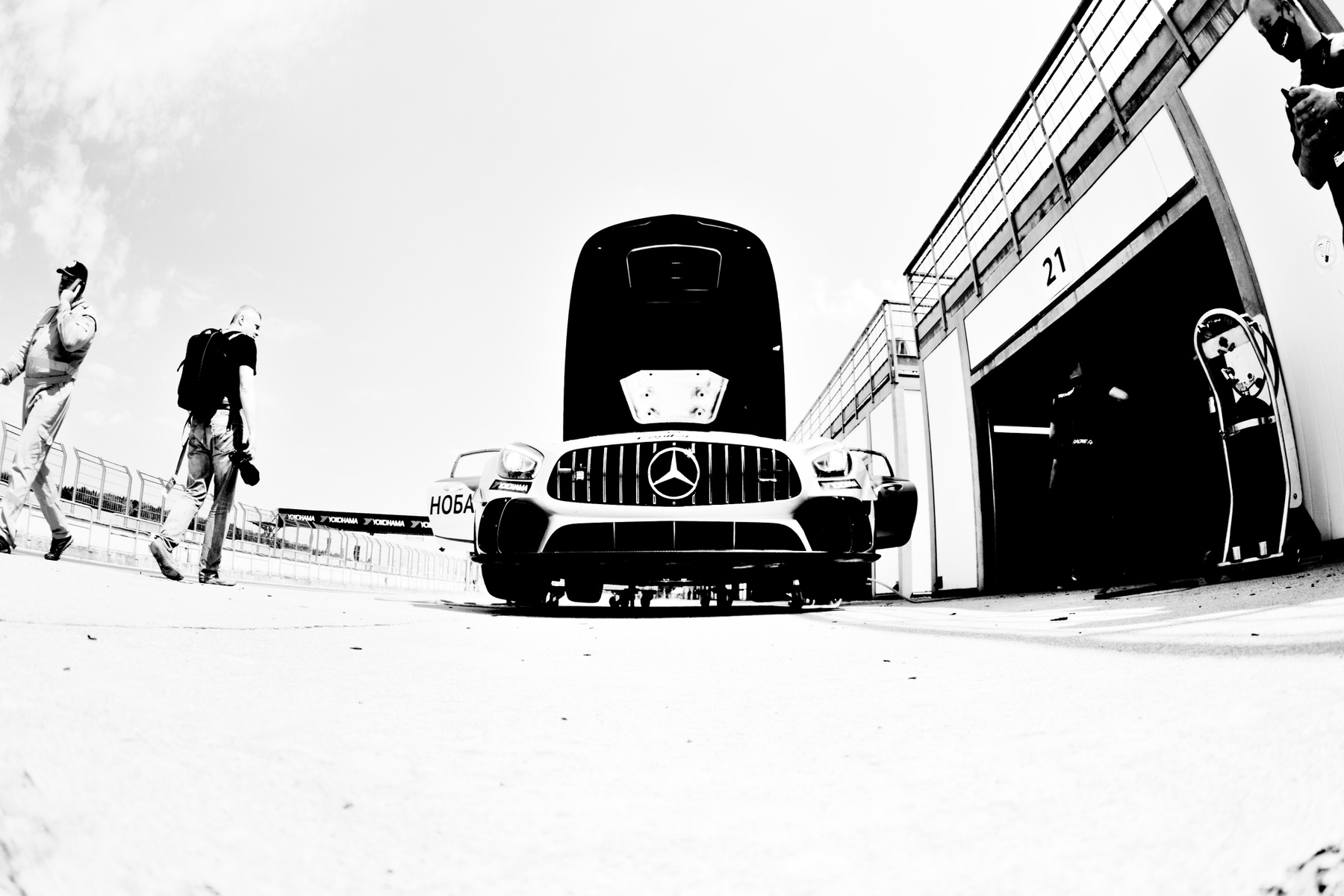 Mercedes-AMG GT4 автогонки мерседес amg mersedes gt4 smpracing
