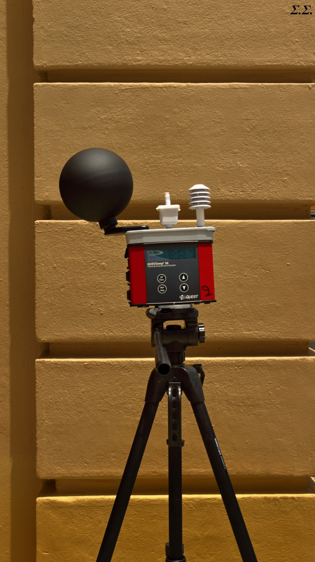 DATA COLLECTION DEVICE 