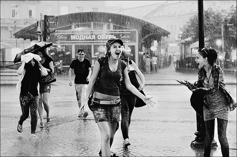 it's raining 