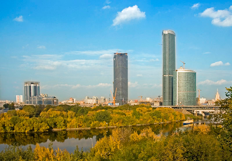 Вид на Москва-Сити пейзаж Москва Москва-Сити небоскреб река деловой центр
