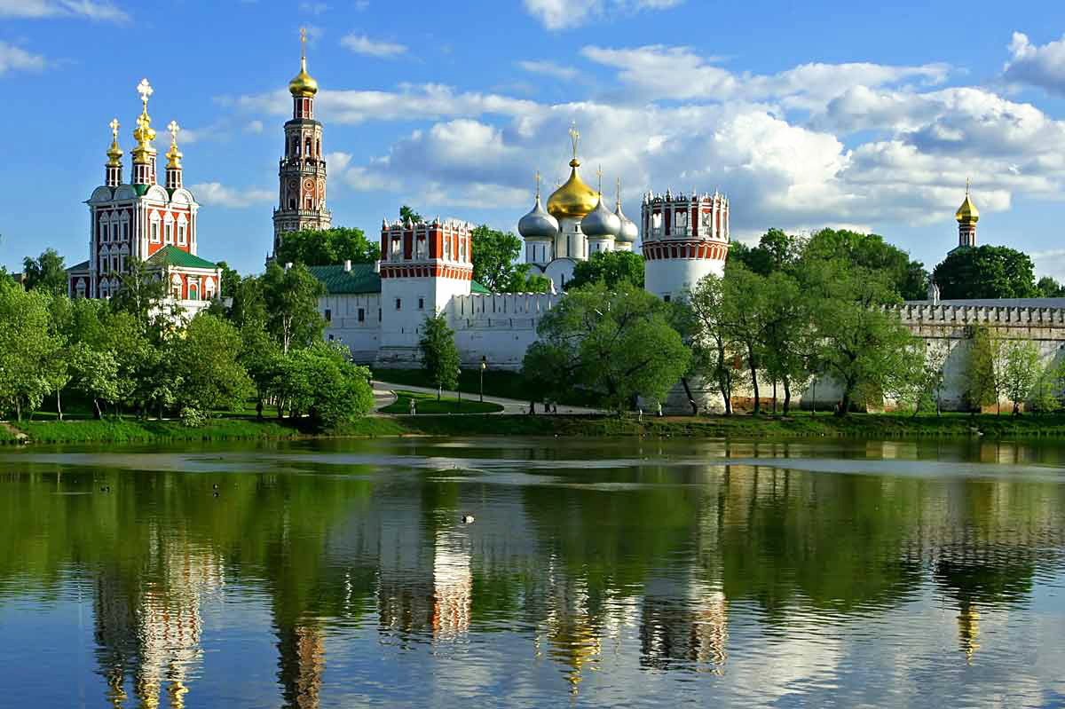 *** Новодевичий монастырь лето монастырский пруд