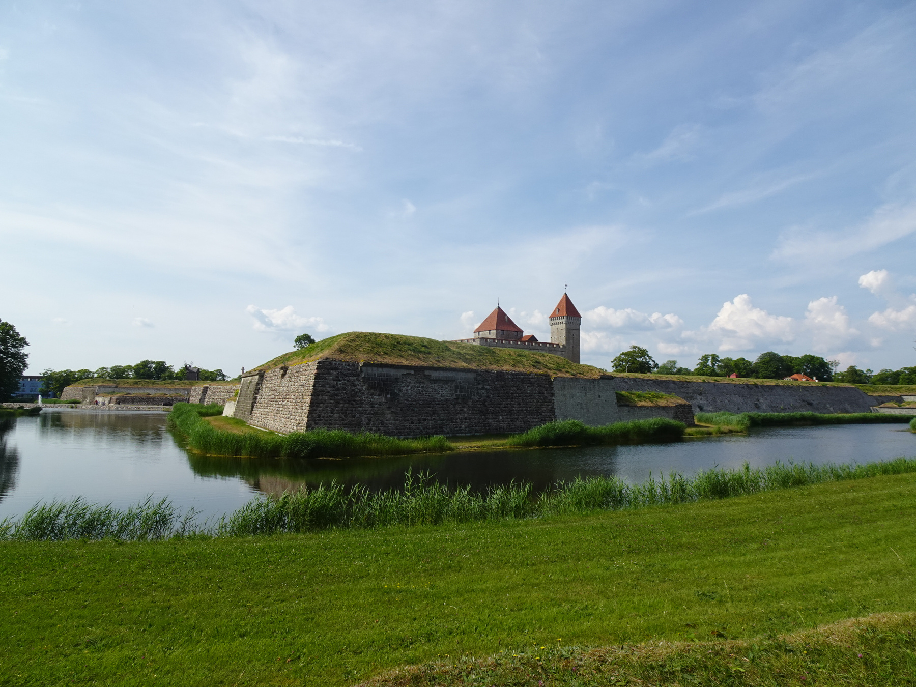 Крепость Kuressaare. остров Сааремаа Эстония. Kuressaare Сааремаа
