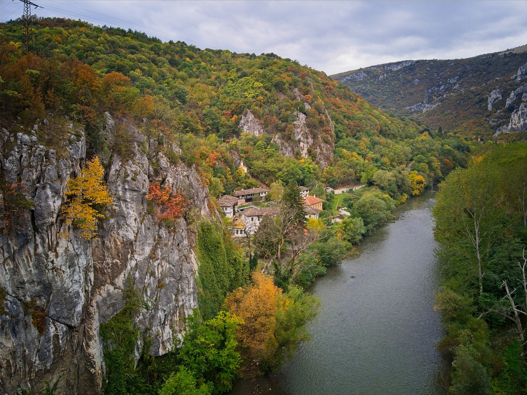*** 