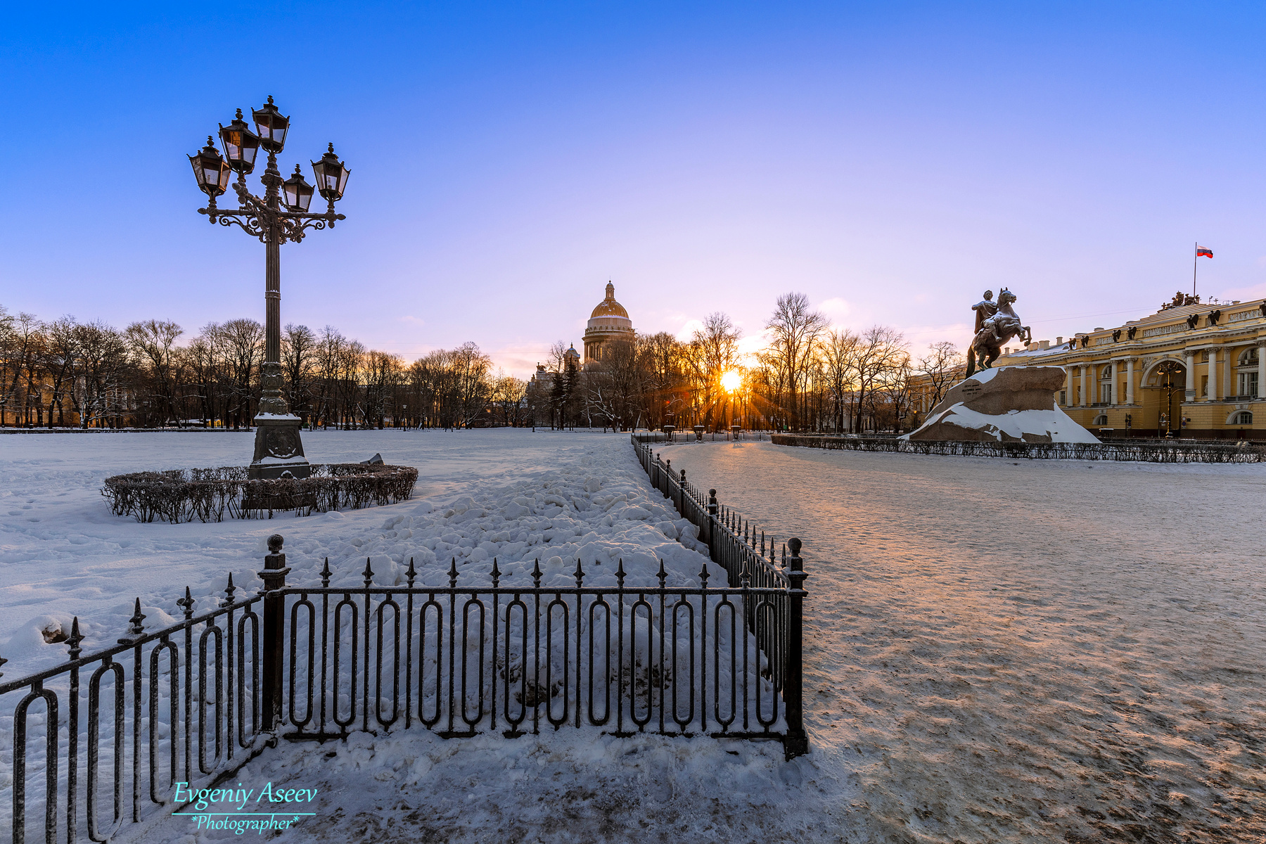 Новогодний рассвет на Сенатской Петербург