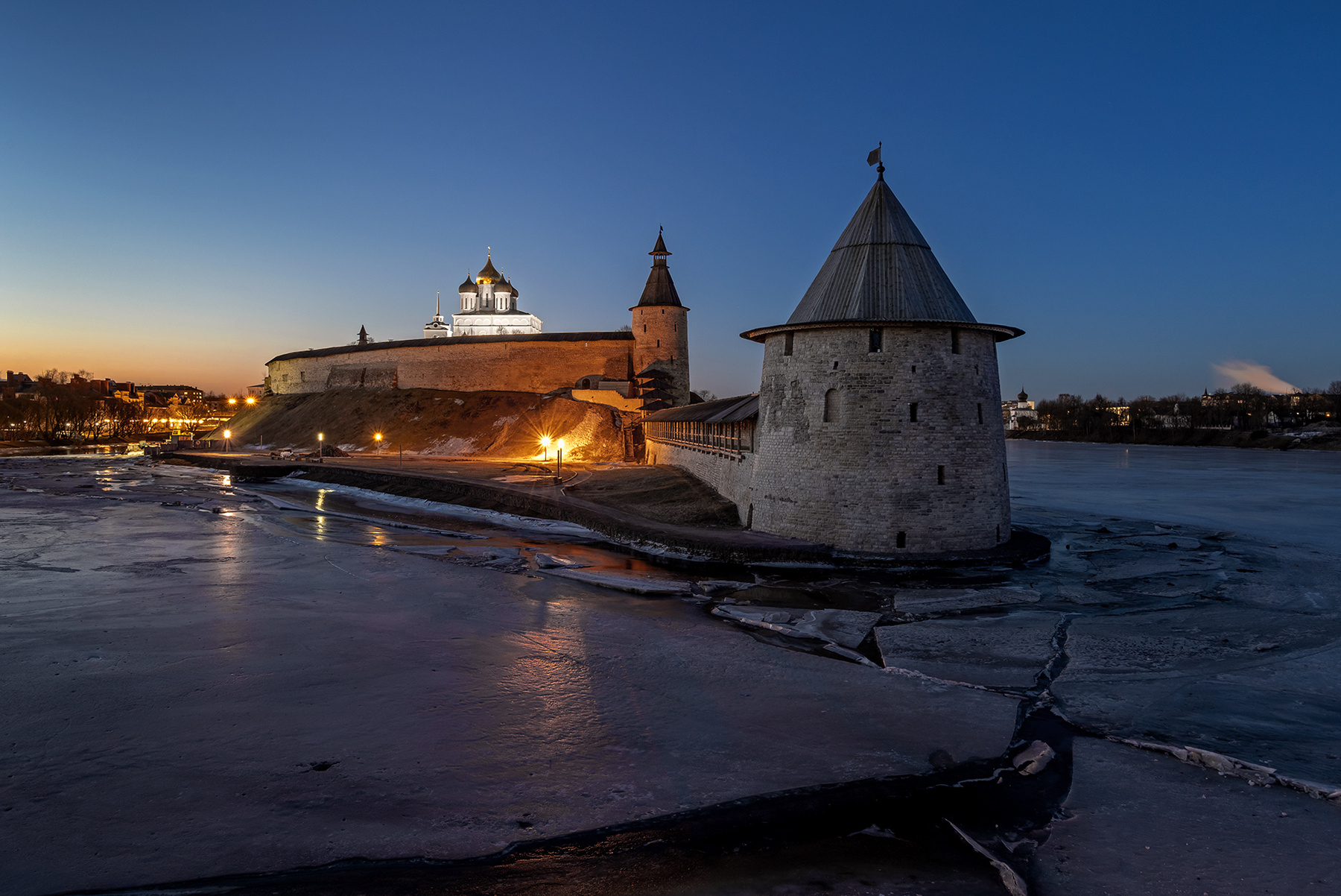 Псковский Кром (Кремль) 