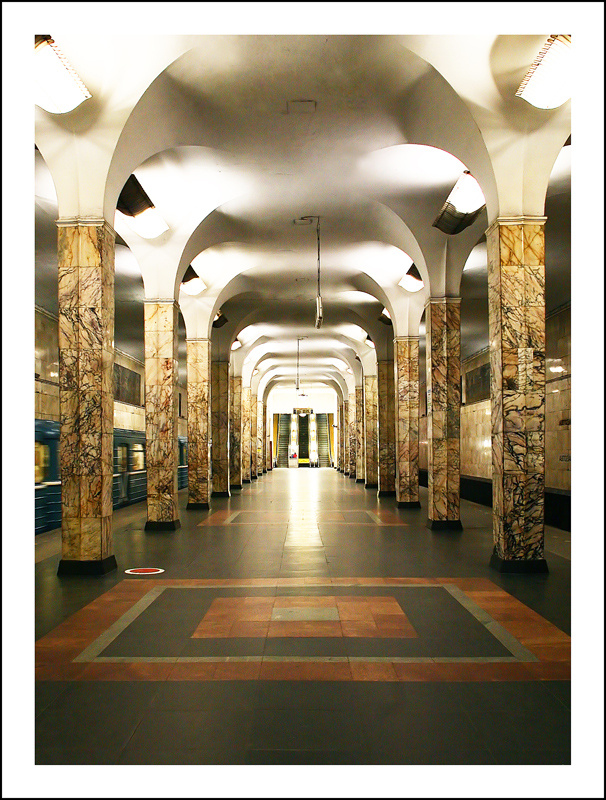 The Avtozavodskaya Station 