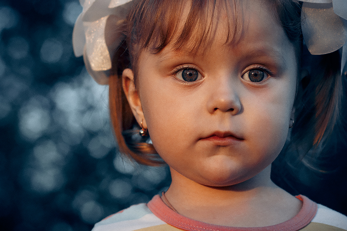 Kiddy baby bokeh color face girl