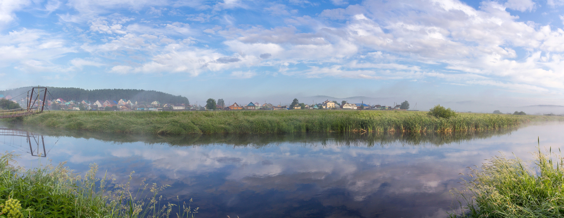 Летнее утро на реке Миасс. г. Миасс, Машгородок (панорама). Южный Урал Миасс Машгородок Природа Лето