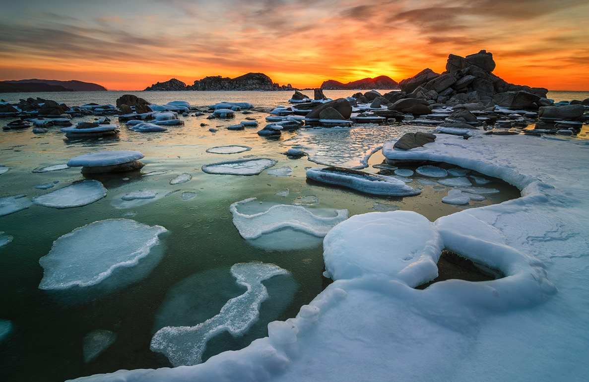 *** зеленые воды японского моря *** Примоский край море скалы закат природа Владивосток солнце