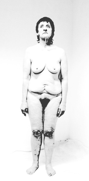 geroina zizhn 2 old woman contrast blac white strange sad hero worn out body naked nude