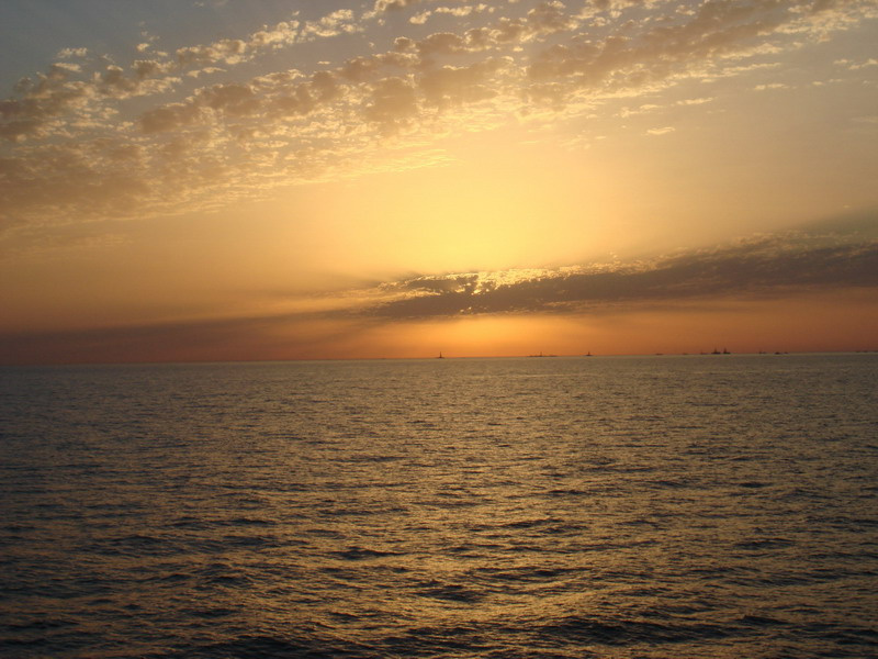Золото моря море золото закат