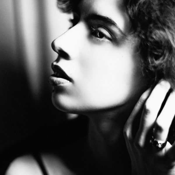 Woman in love 