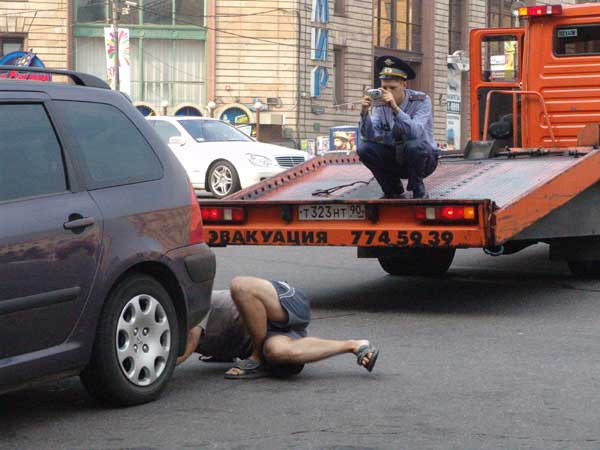 Эвакуация эвакуация авто автомобиль транспорт мареев милиция