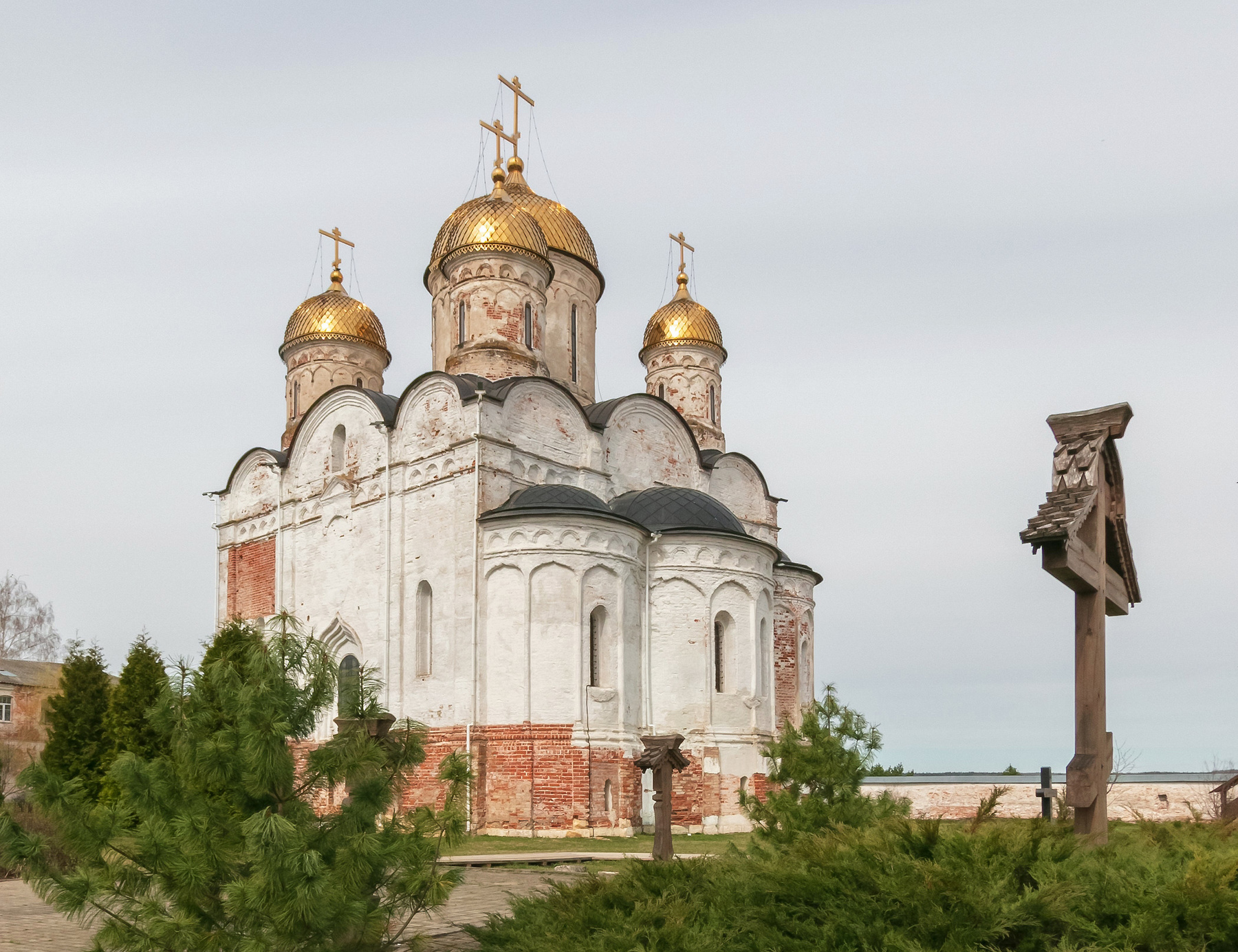Собор Рождества Пресвятой Богородицы в Лужецком Ферапонтовом монастыре. путешествия архитектура храмы церкви монастыри
