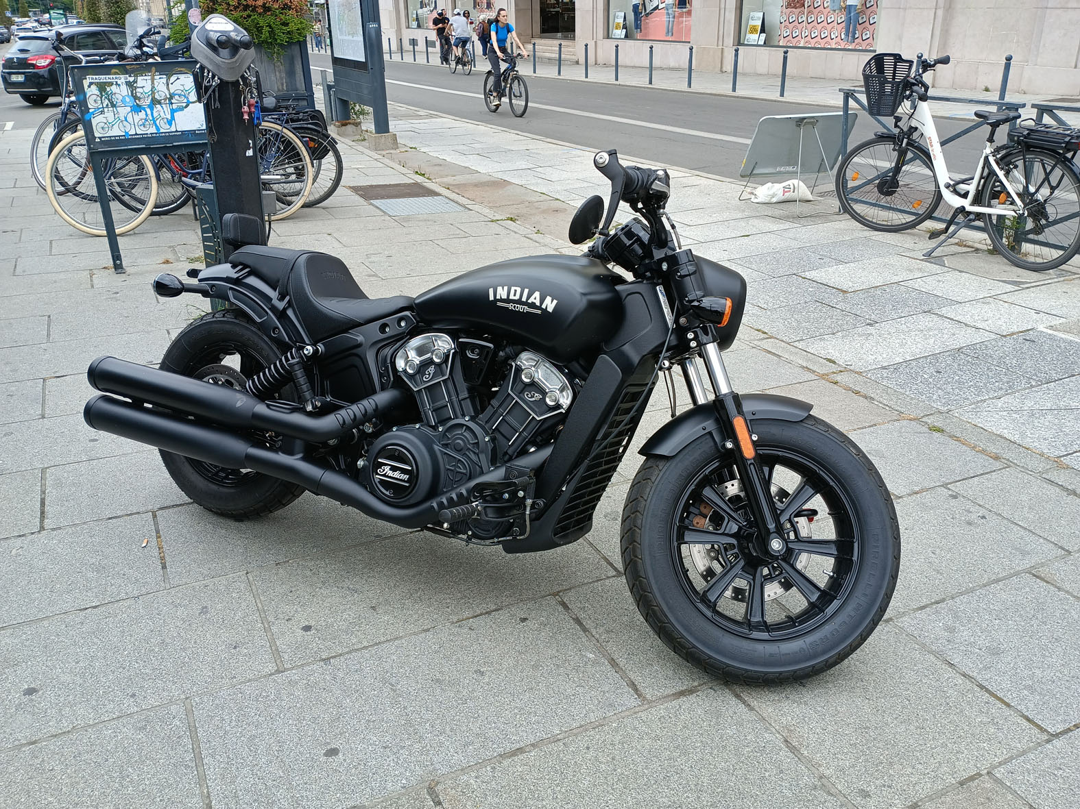 Индейский разведчик Ренн Бретань Rennes мотоцикл Indian Scout