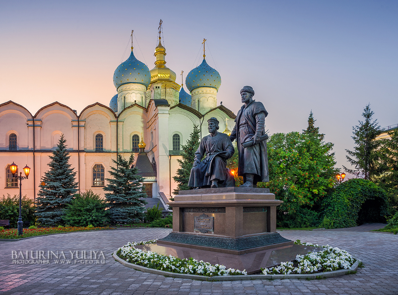 Благовещенский собор и памятник зодчим Казанского Кремля памятник казань казанский кремль