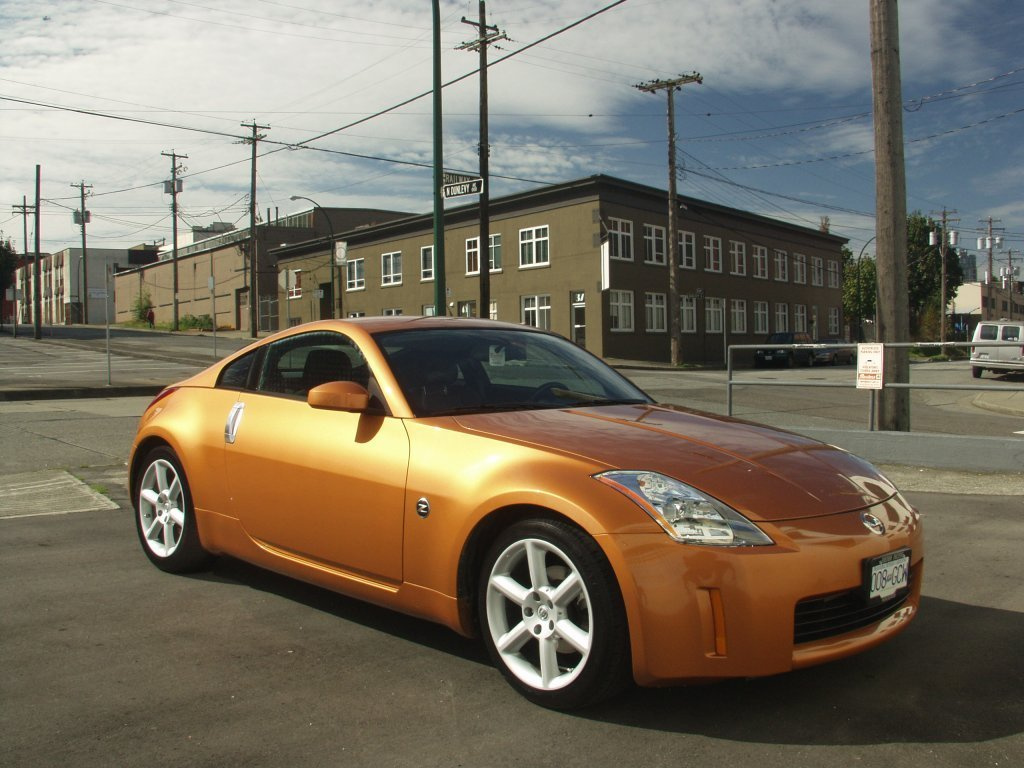 Orange toy 