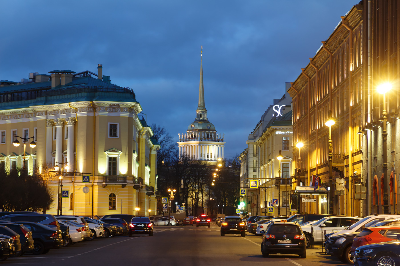 IMG_4053 россия петербург санкт-петербург санктпетербург питер спб дома улица вечер ночь огни адмиралтейство