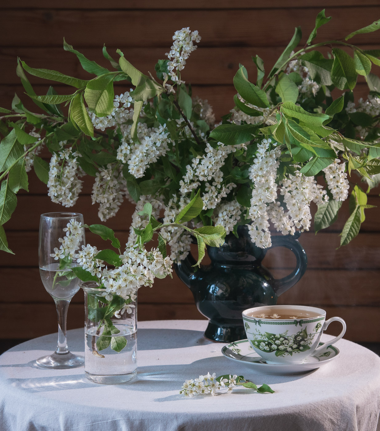 Черемуха душистая букет черемуха чай вечер