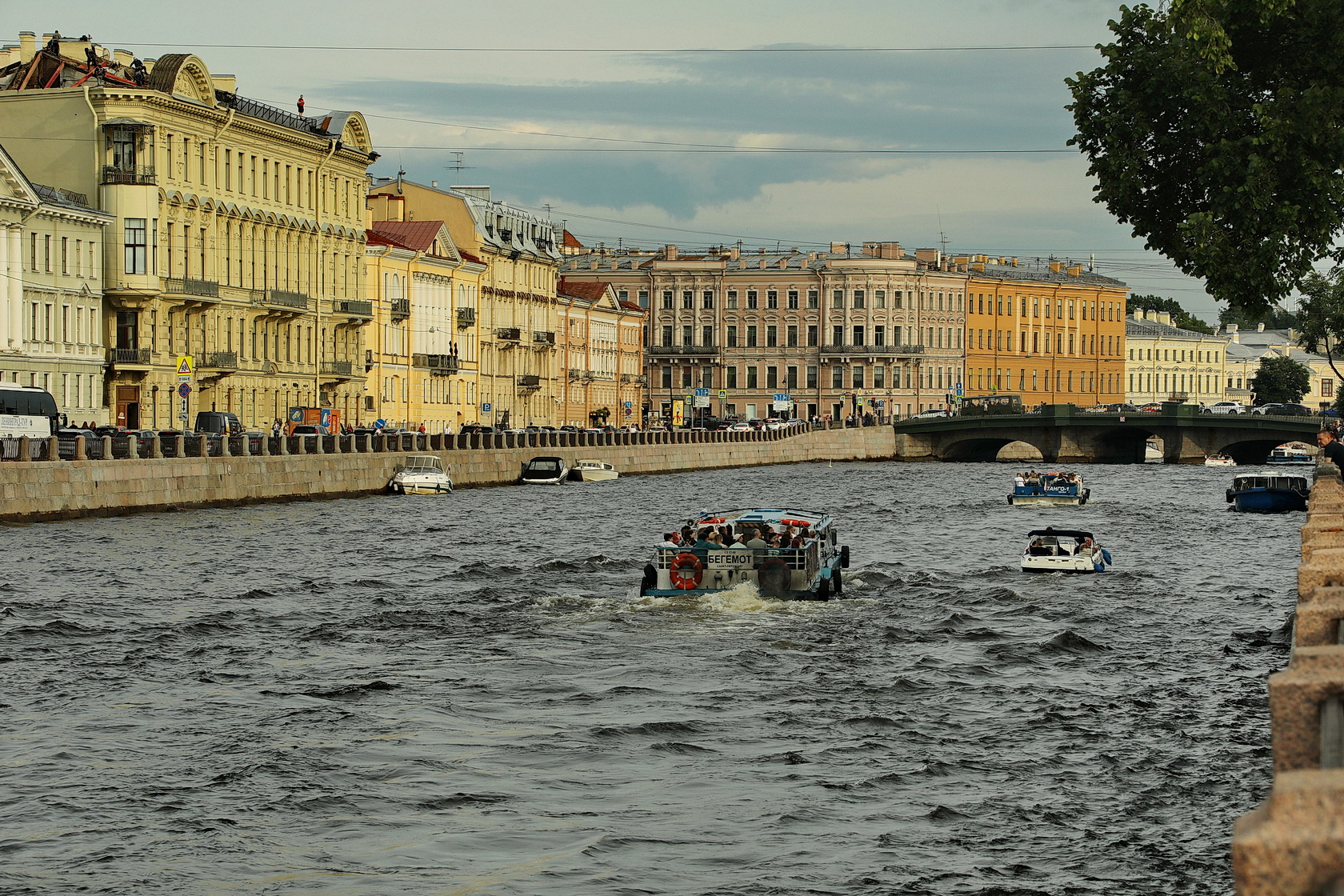 Санкт-Петербург  (68) 