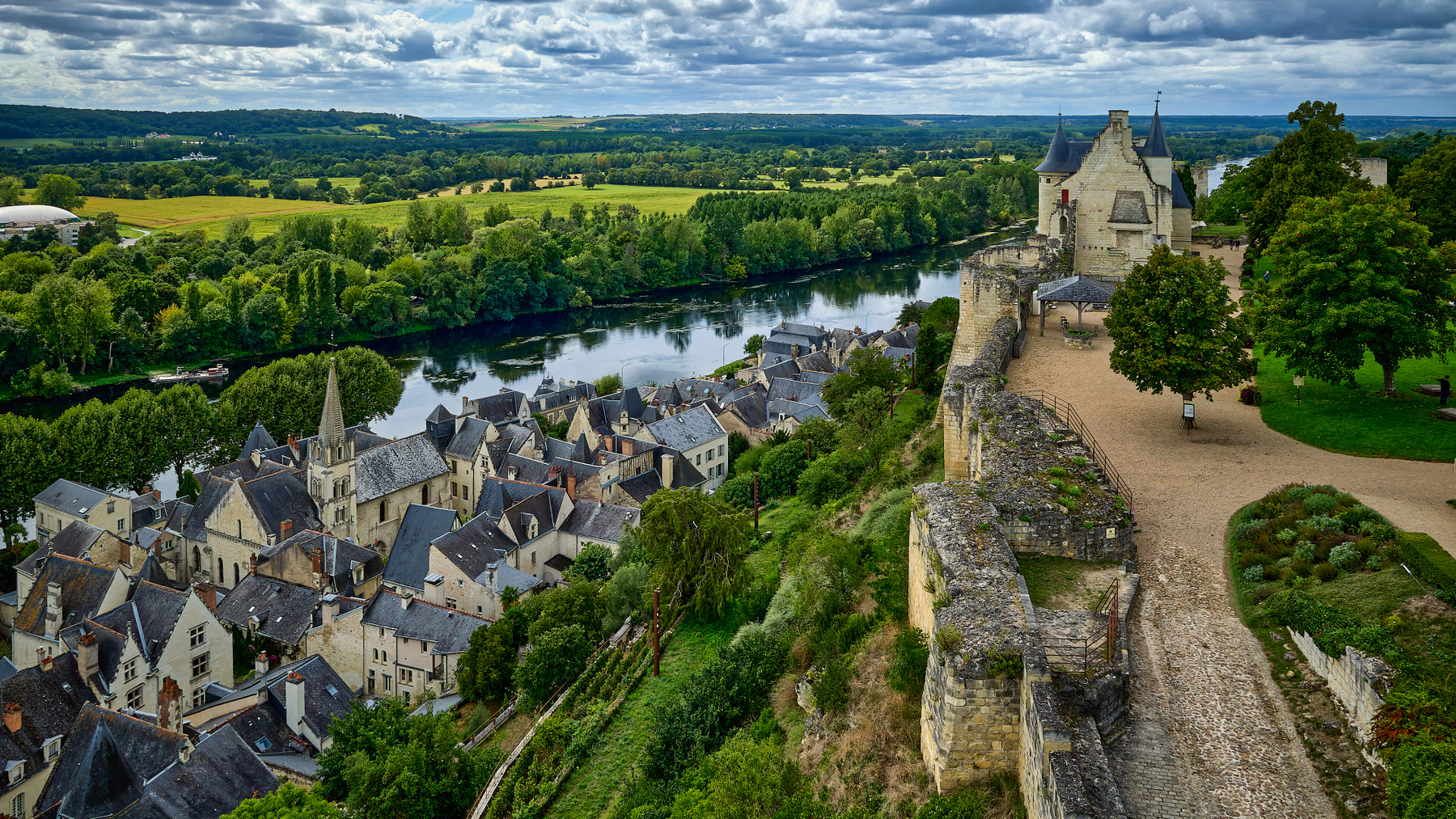 Замки Луары.Шинон... Франция Замки Луары Шинон Forteresse Royale de Chinon