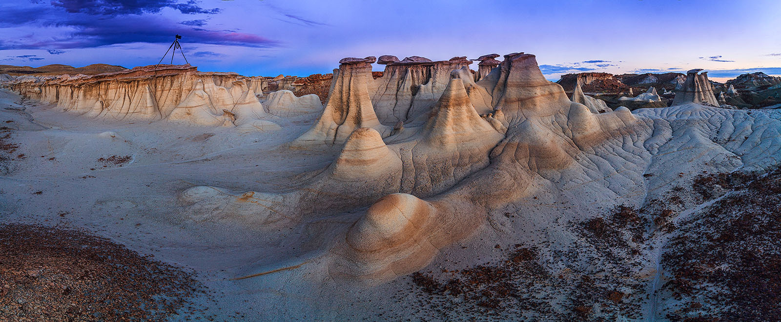 Сумерки богов.... bisti,badlands,new mexico,usa,america,hoodoo,