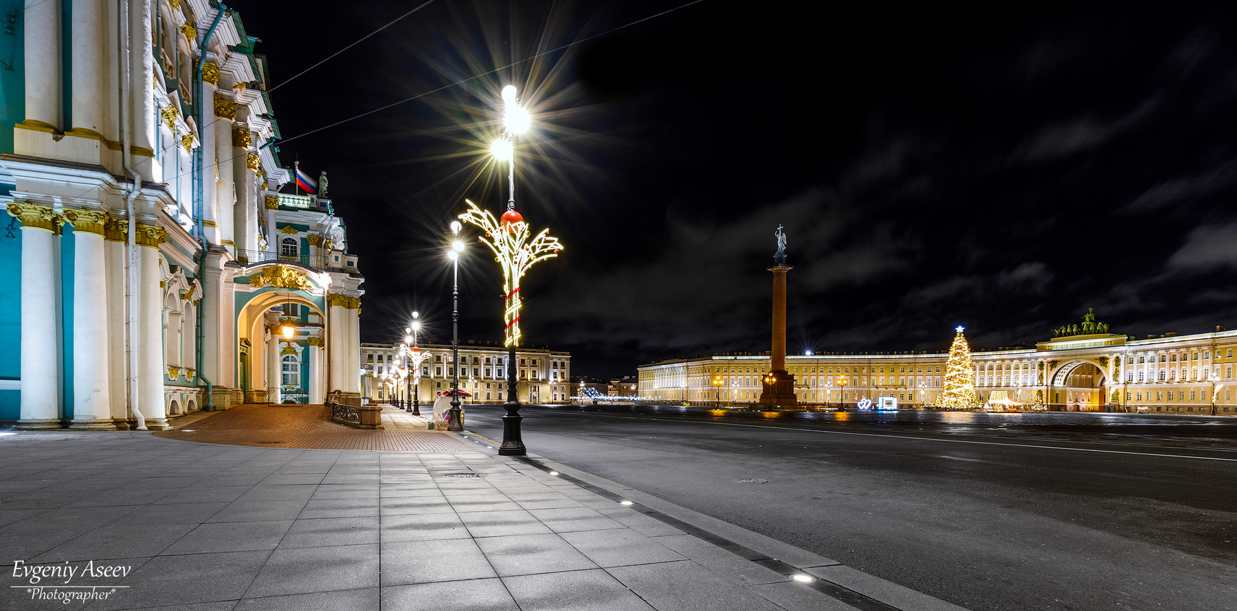 Новогодняя ночь на Дворцовой Петербург