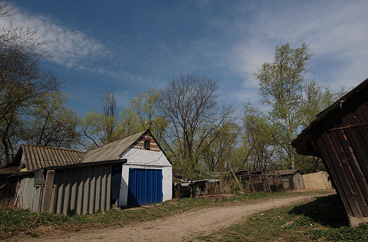 На краю деревни 
