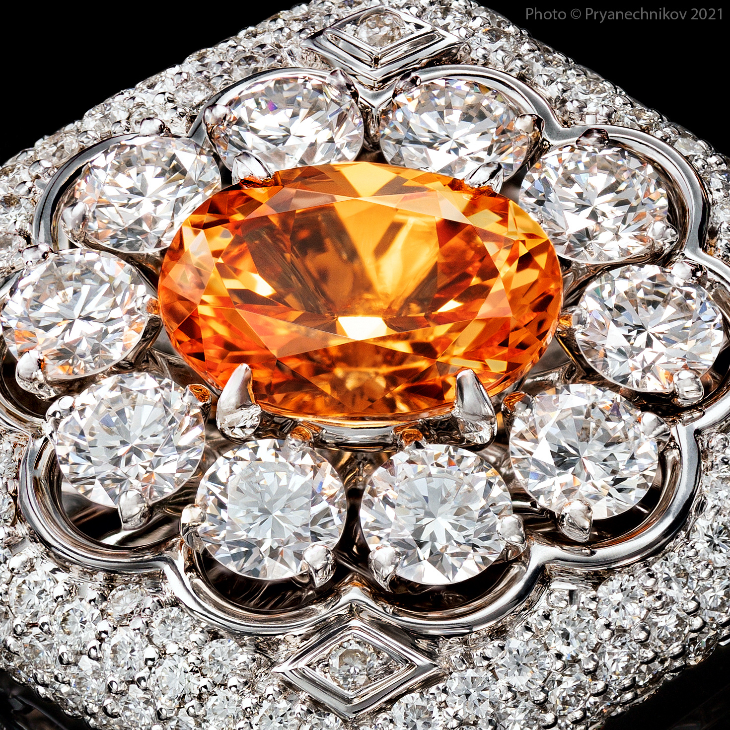 Рекламное фото ювелирных изделий и драгоценных камней. Precious Gems Pryanechnikov