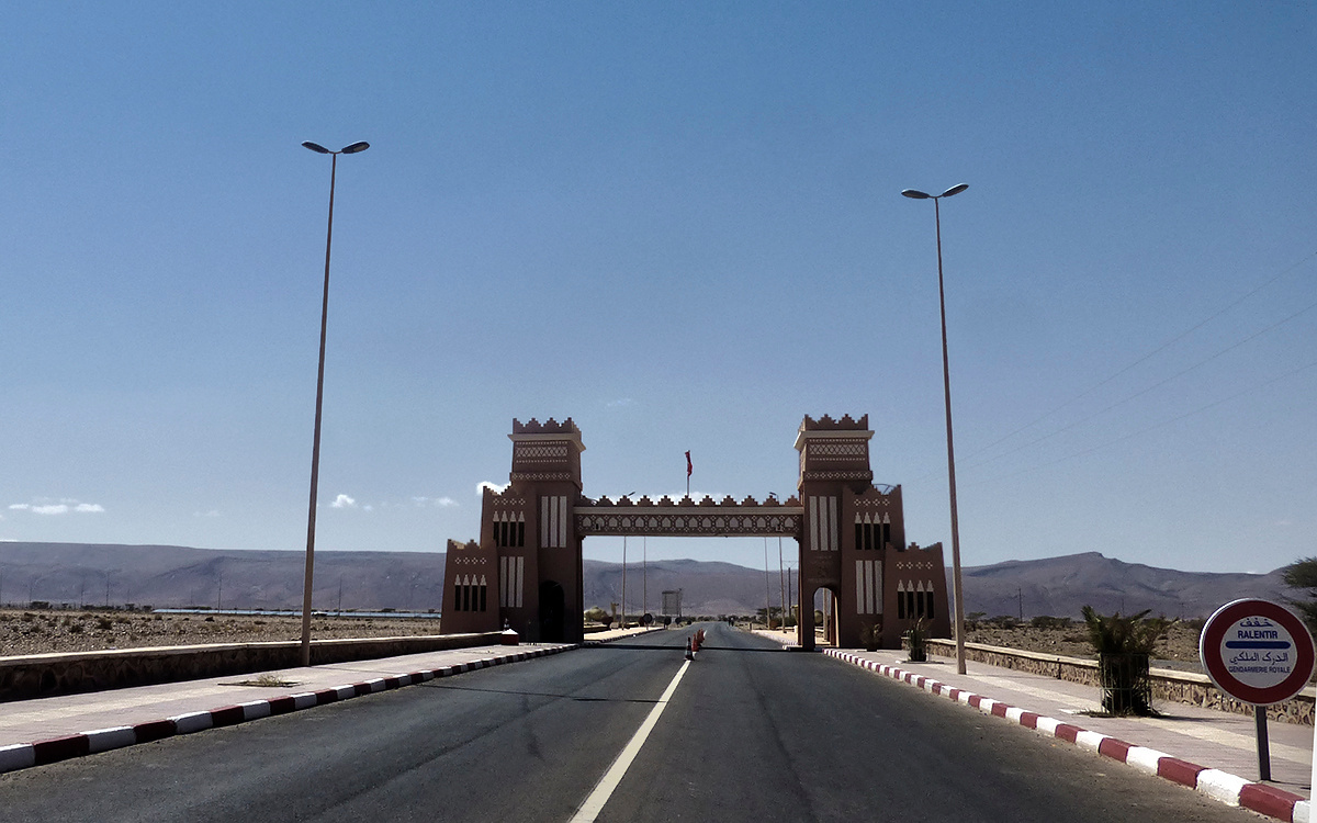 те самые ворота с верблюдом Марокко Morocco Асса Assa ворота верблюд два